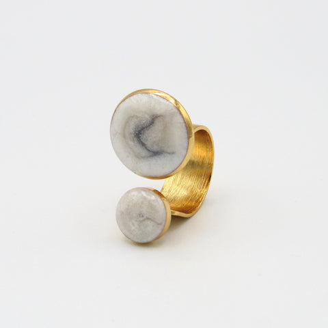 Marbled Circles Golden Ring