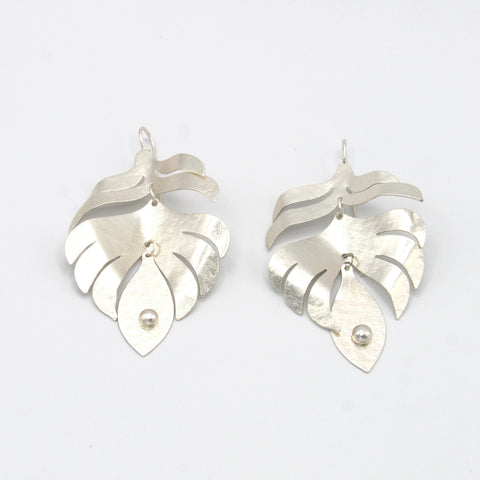 Articulated Leaf Hook Earrings Connection Silver-Tone