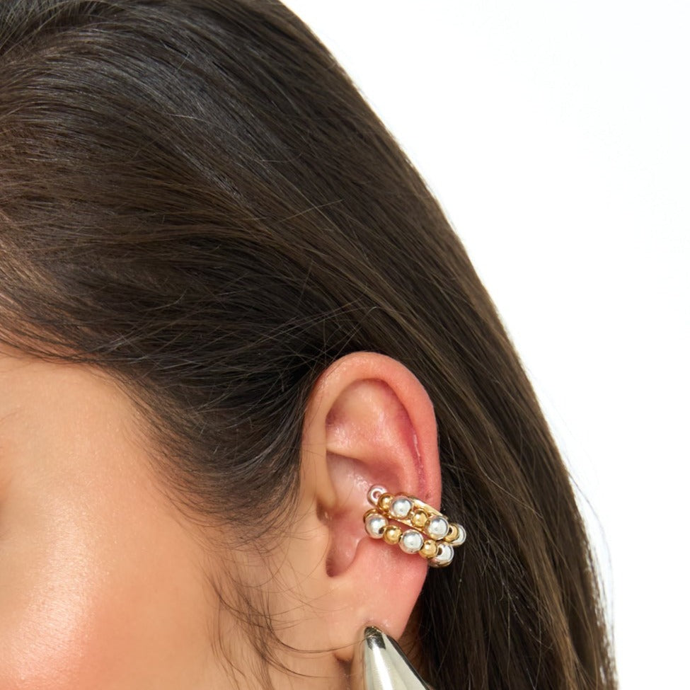 Twisted Balls Golden Ear Cuff