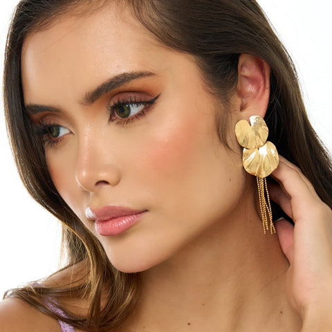 Leaves With Chains Golden Earrings