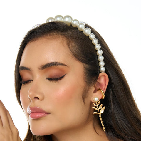 Pearls White Headband