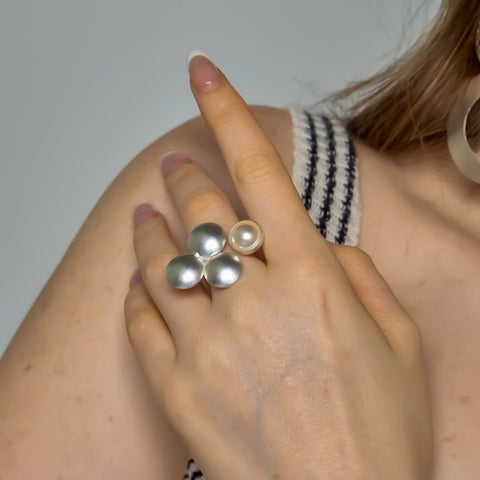 Big Sphere And Pearls Connection Silver-Tone Ring