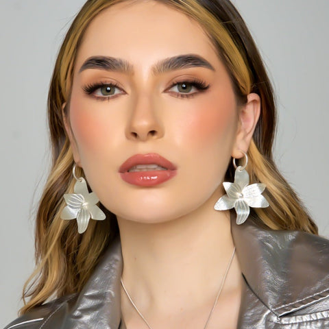 Big Flower Hoops Earrings Silver-Tone