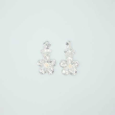 Silve-Tone Triple Pearl Flower Earrings