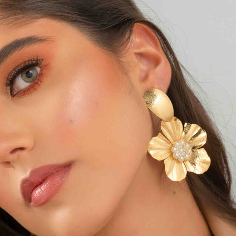 Jungle Flower Golden Earrings