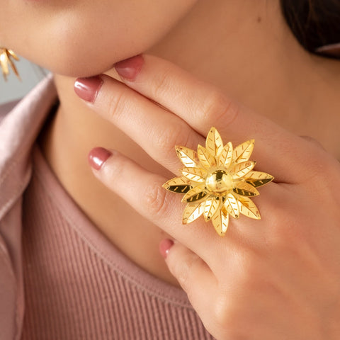 Nebula Flower Golden Ring