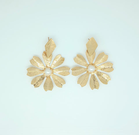 Golden Pearl Flower Earrings